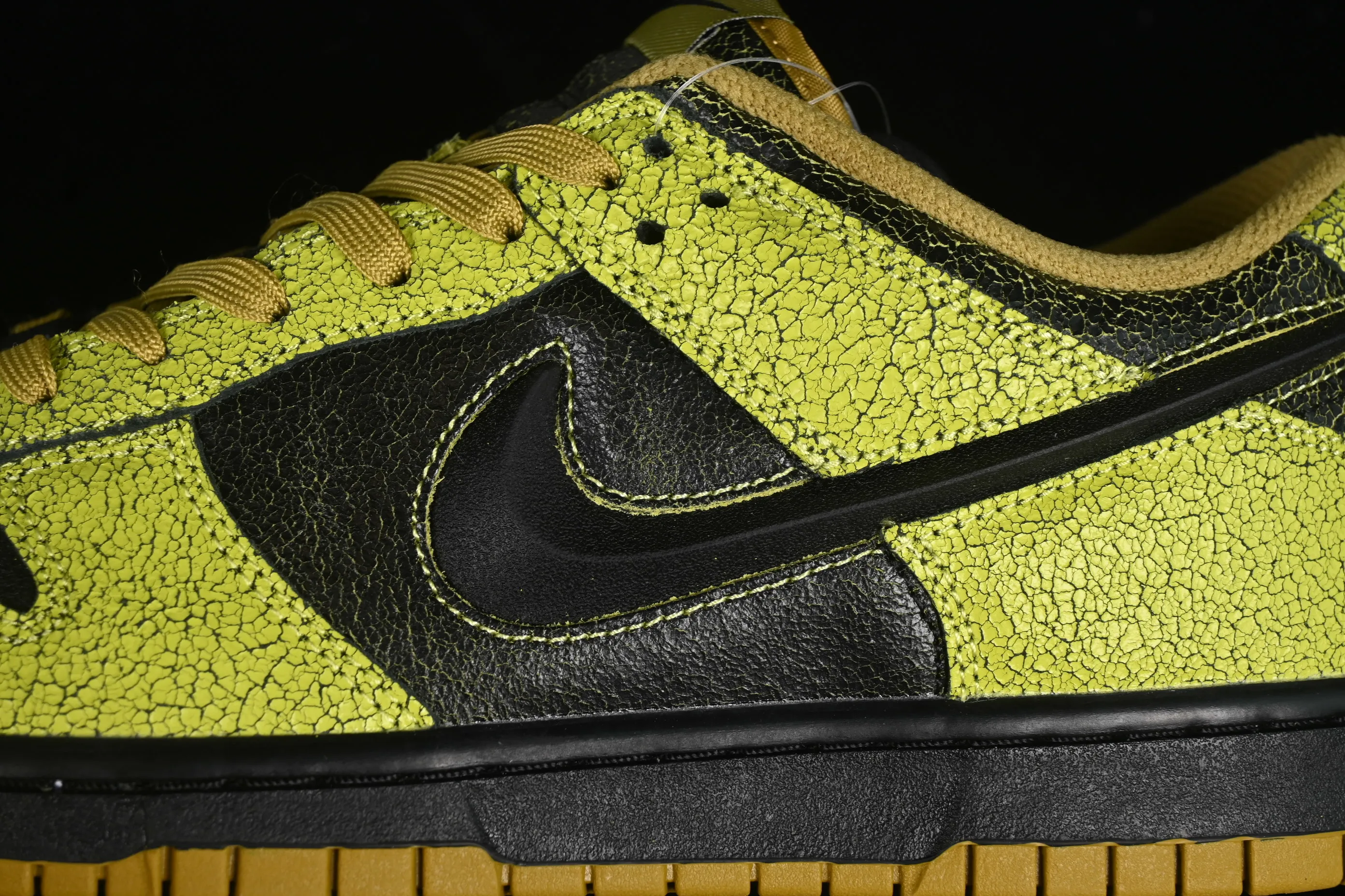 All Categories Nk SB Dunk Series Nk SB Dunk Low Low-top sneakers Nk Dunk Low "Halloween" Halloween-themed exclusive low-top casual sneakers HV6103-300